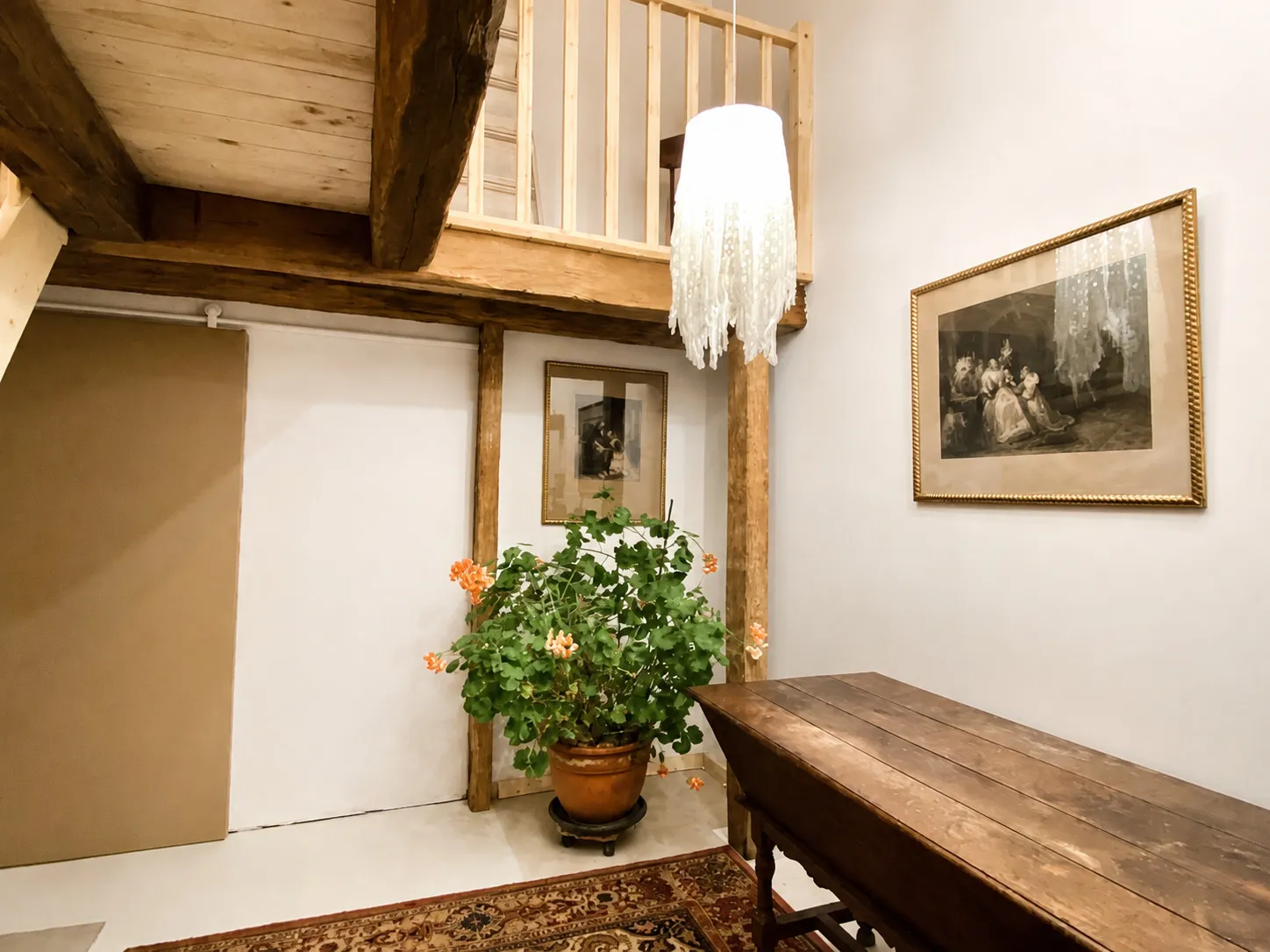L’Hirondelle, entrée du logement