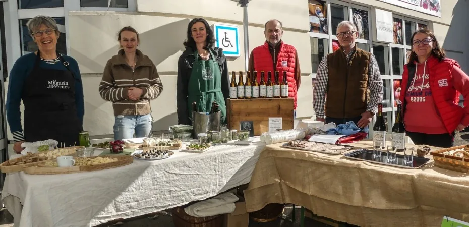 Producteurs présentant leurs produits au Magasin de nos Fermes à Remiremont